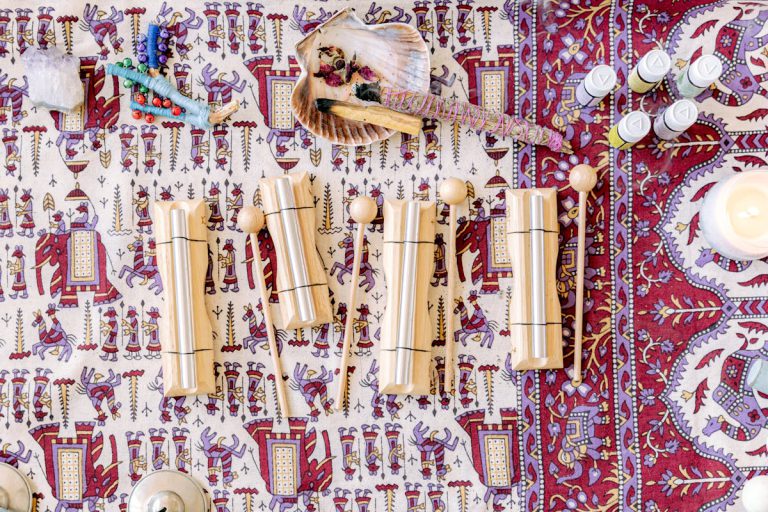 Love Rituals to Bring Back Lost Lover in USA - Spiritual ritual items with incense and candles